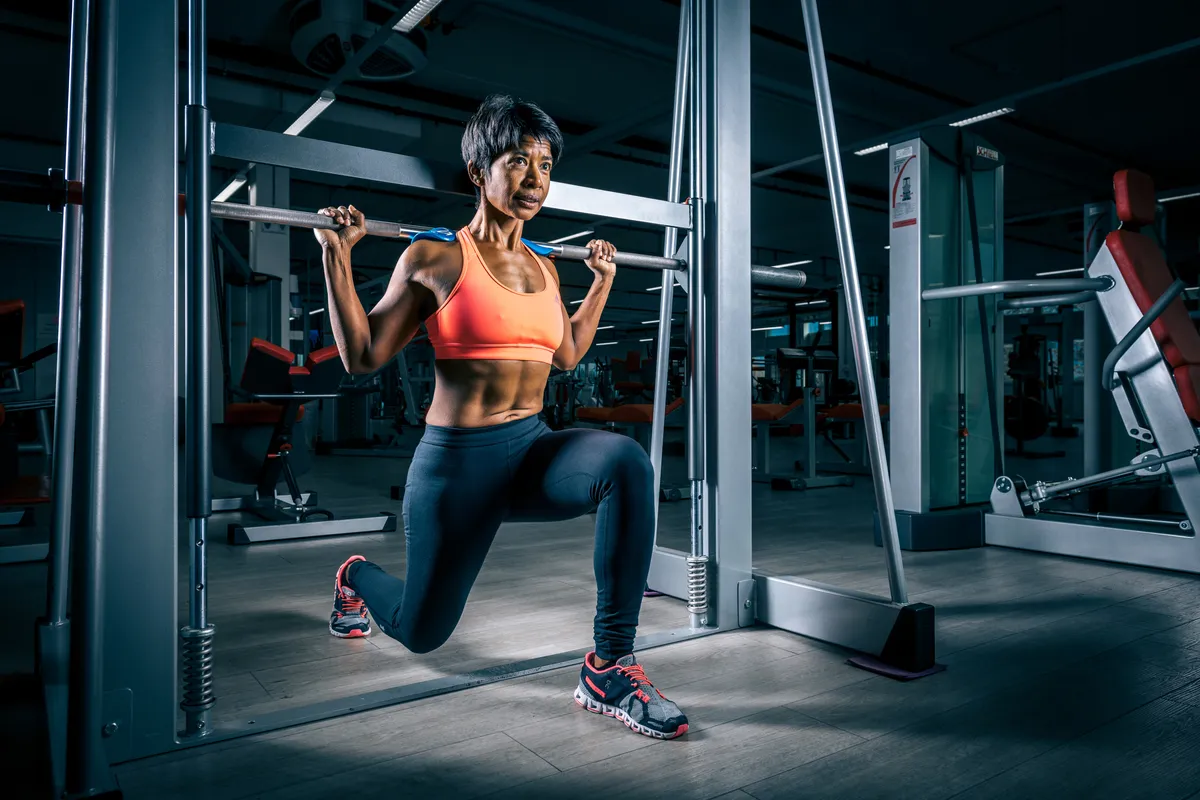 Beckenbodentraining Berner Oberland Beckenbodenschw&auml;che Personaltraining bei Wechseljahren Frauenfitness ab 40 Berner Oberland Training f&uuml;r die K&ouml;rpermitte