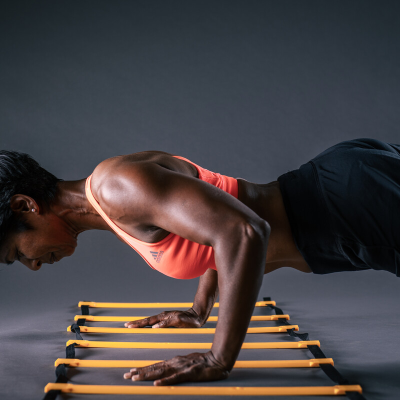 Beckenbodentraining Berner Oberland Beckenbodenschwäche Personaltraining bei Wechseljahren Frauenfitness ab 40 Berner Oberland Training für die Körpermitte